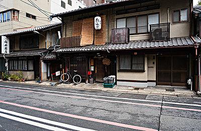 传统恐怖游戏《青鬼》Steam页面上线 支持中文